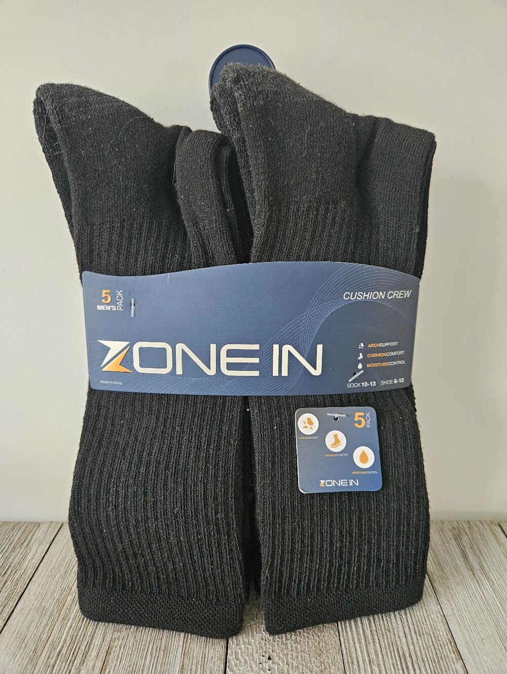 ZONE IN Men's 5 Pack Cushion Crew Socks Black Sock 10-13 Shoe Size 6-12Makes